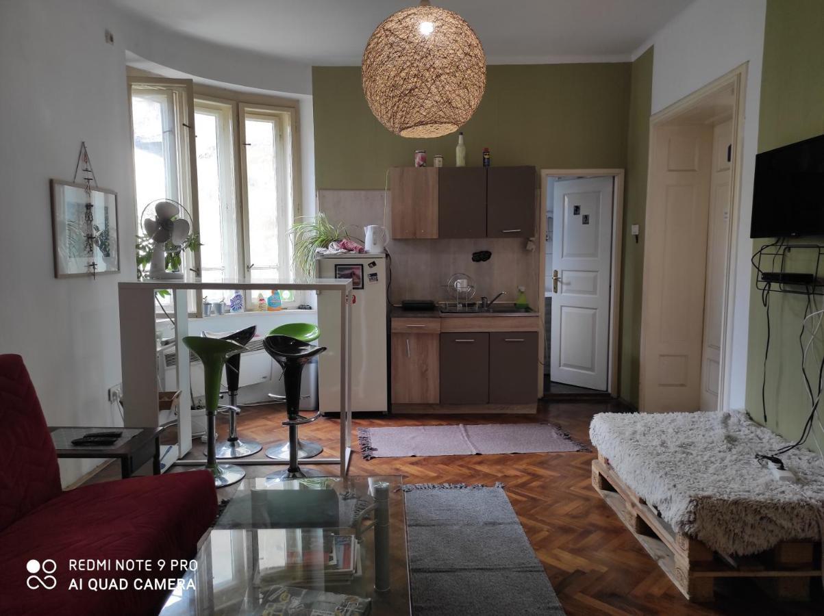 Balkanska Private Rooms & Apartment Белград Экстерьер фото